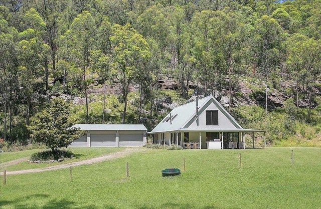 Bellbird Valley Farmhouse