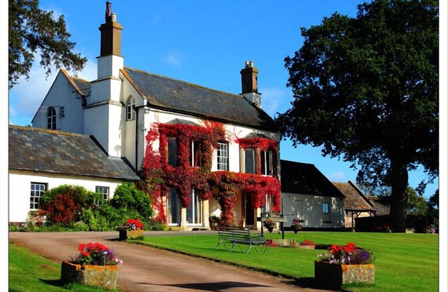 Benhall Farm Holidays