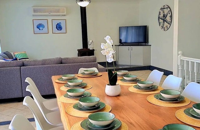 Bennett's Bliss - Spectacular Ocean Front house - Relax & Enjoy with your family