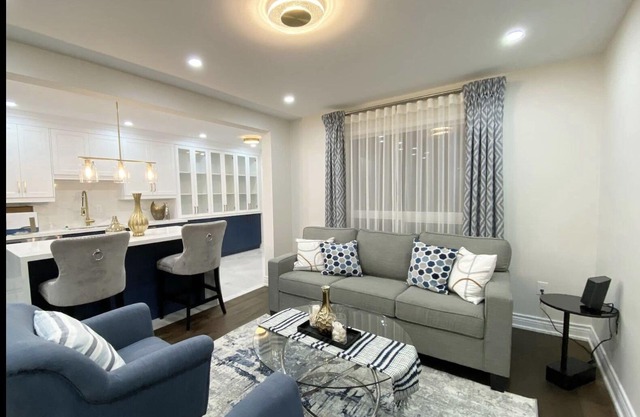 Berczy’s Upscale 4 Bedrooom Semi