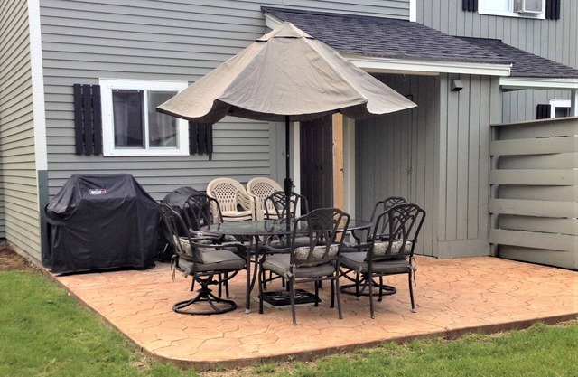 Best Appointed Condo Alpine Village Sleeps 12, Tennis, health club, pool hot tub