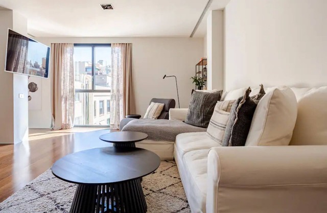 Best Location Apartment, in the Most Luxurious Street in Barcelona