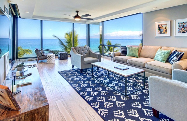 Best Ocean Front Views on Maui! Whale Watch From the Lanai or Living Room!