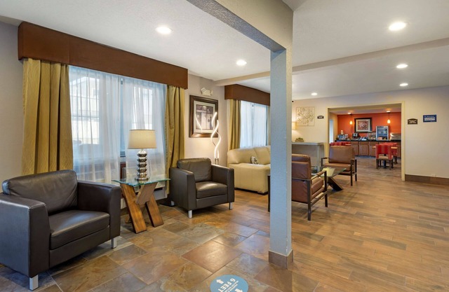 Best Western Plus Altoona Inn
