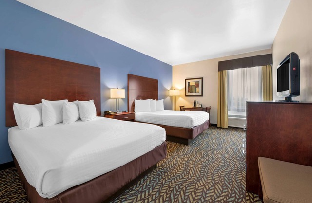 Best Western Plus Covered Bridge Inn