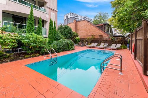 Best Western PLUS Inner Harbour Hotel