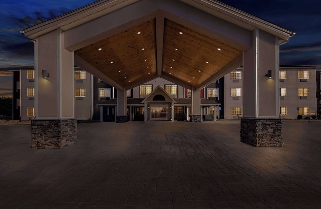 Best Western Worlds of Fun Inn & Suites