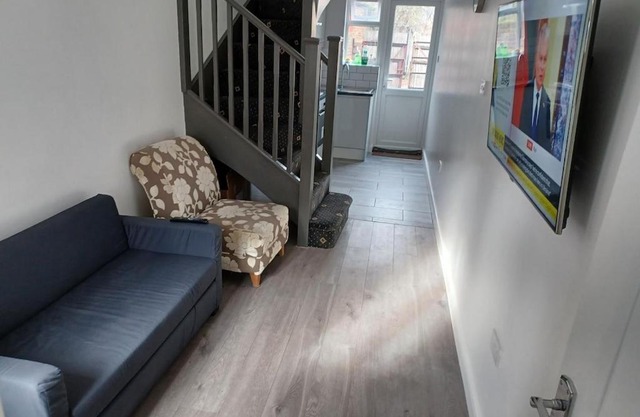 Bethel- beautiful new 1 bed house near Erith station