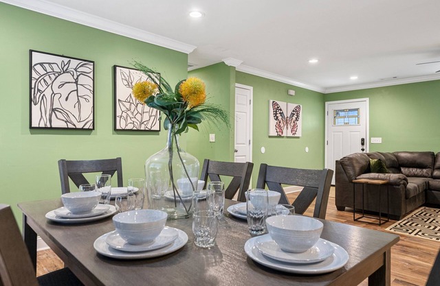 BG's Blue Beach Resort- 4BR/3BA