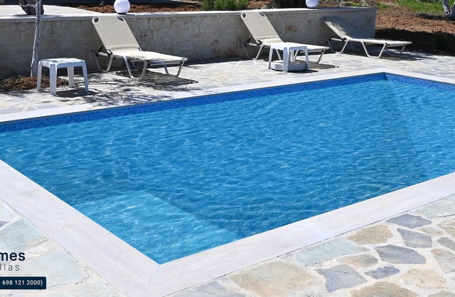 BH014 - R - Villa Rethymno 17pax