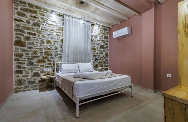 BH1001 - C - Villa Skopelos