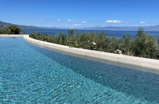 BH1009 - C - Villa Messinia