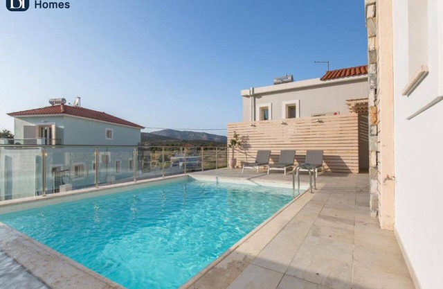BH869 - C - Villa Samos