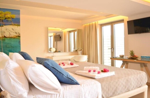 BH983 - C - Room Skiathos