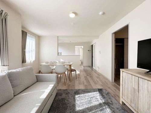 bHOTEL Yutori - Spacious 2BR Apartment very near the Station
