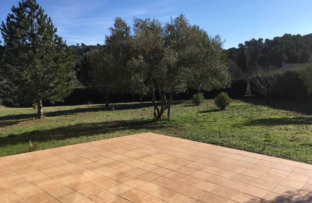 BIG AIR CONDITIONED HOUSE AT THE DOORS OF THE CITY