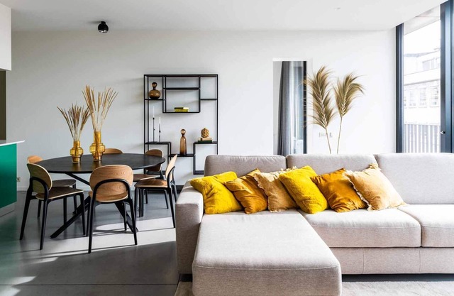 Big designed app heart of Brussels