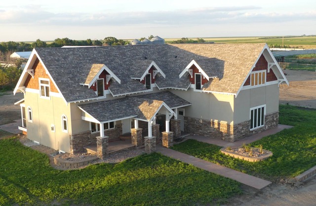 Big Lodge on the prairie in the ♥️ of SD: Broken Arrow Farms - 9 BR, 8.5 BA