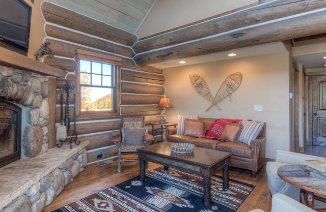 Big Sky Vacation Rentals: PR Manitou 13
