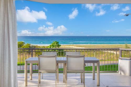 Bilinga Beach Living