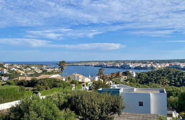 Bini Moxonia Luxury Villa with sea views and spectacular garden
