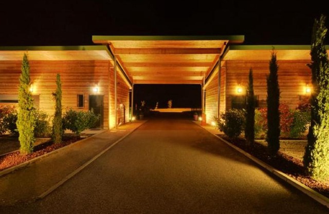 Bio-Motel