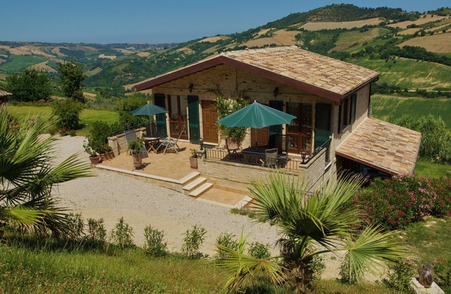 Biological apartment "L'Olivo" of "La Casa di Petra" on the Adriatic coast