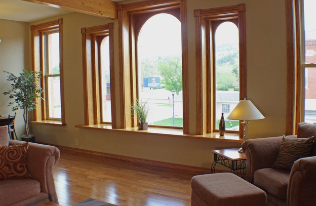 Black Hills Condo-Clean Air and Blue Skies!