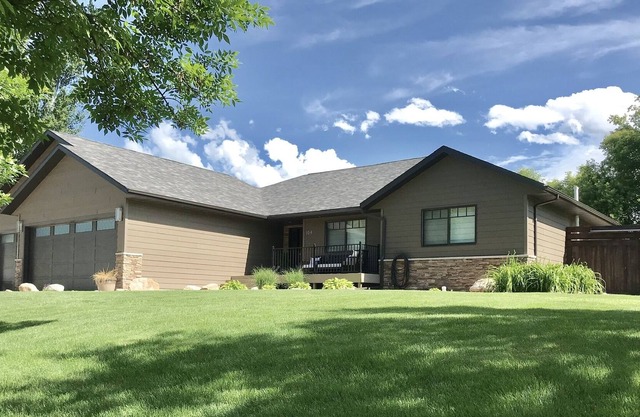 BLACK HILLS COZY HOME AWAY FROM HOME