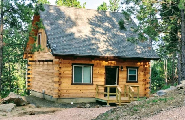 Black Hills Vacation in Comfort at Pronghorn Point!