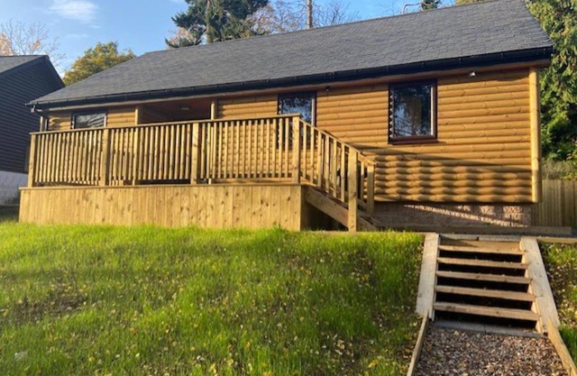Blairgowrie Luxury 3 Bed Lodge with Hot Tub