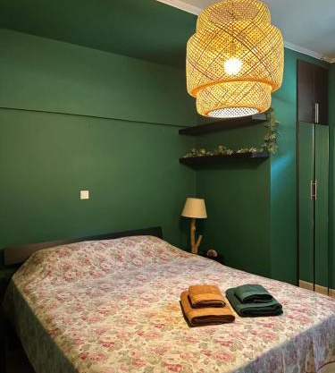 Blessings Apartment with Private Garden and Parking