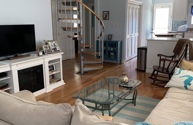 Blissful Bayside Retreat