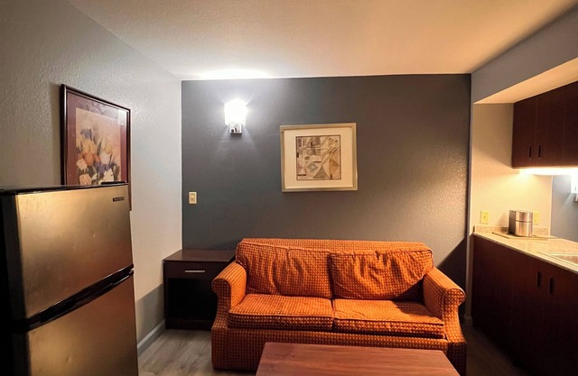 BlissPoint Inn & Suites