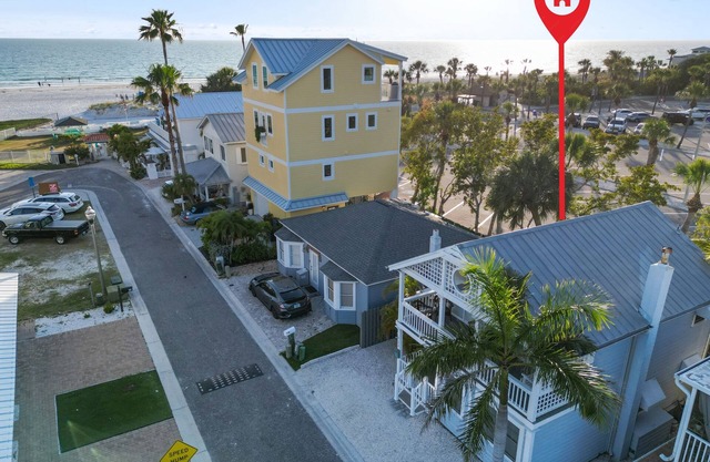 Blue Days Beach Cottage - Single Family Home