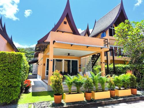 Blue Haven Bay Villa 21D and Resort Apartments