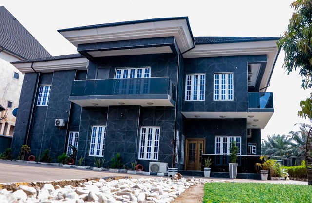 Blue Line Apartments