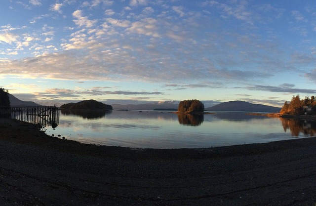 Blue Mussel Beach- Spectacular, serene, waterfront home