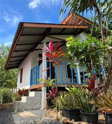 Blue Sky Bungalow