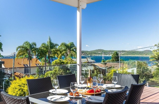 Blue Waters 7 Cook St - Dog Friendly and Water Views