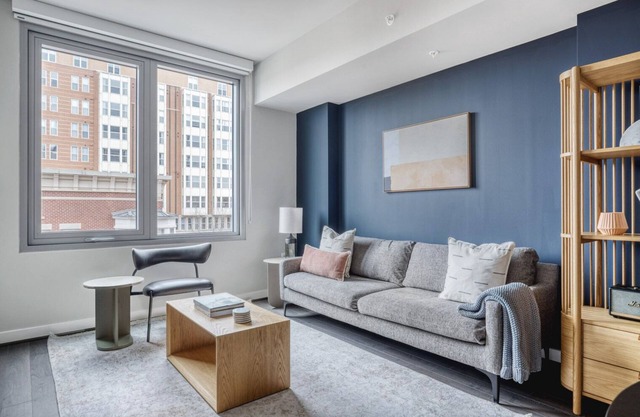 Blueground | Lyon Village, rooftop, nr Arlington Cemetery