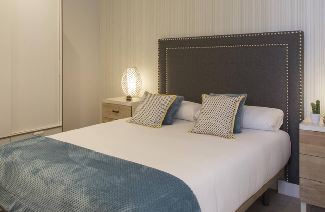 BMA4 by Forever Rentals. Deluxe 1 bedroom apartment with air conditioning. Wifi