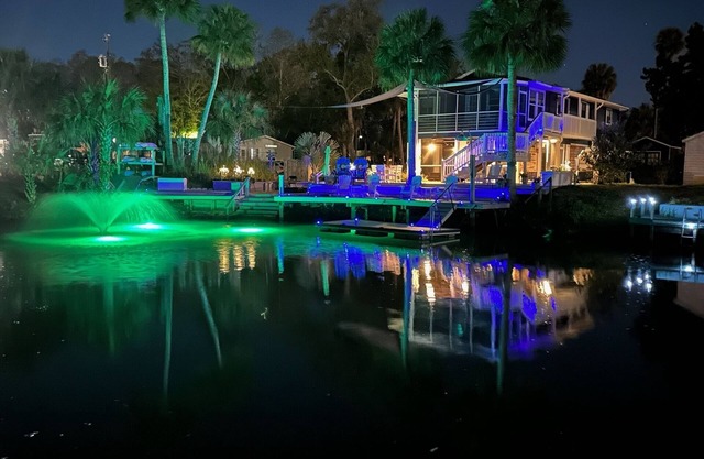🛥️🛥️Boat House in Weeki Wachee-10 minute easy paddle to main river