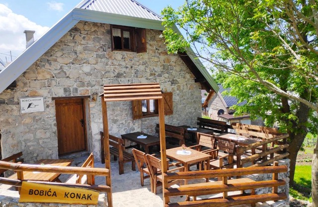 Bobića konak - Lukomir