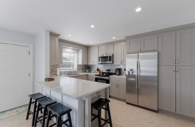 Boca Grande Beach Club 4A - Close to Village of Boca Grande! Sleeps 4