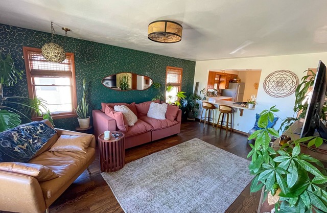 Bohemian Oasis: Beautiful view of Lake Michigan, Biking & Walking Trails