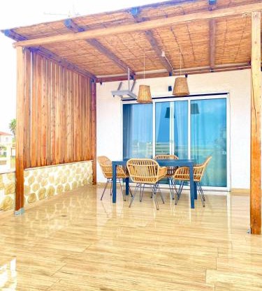 Boho Natural Beachfront Detached House