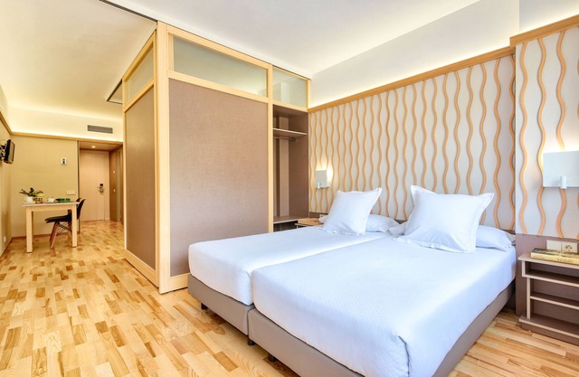Bonanova Suite Hotel