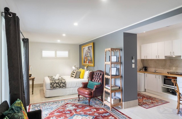 Book 4 Brisbane Festival in d heart of Paddington