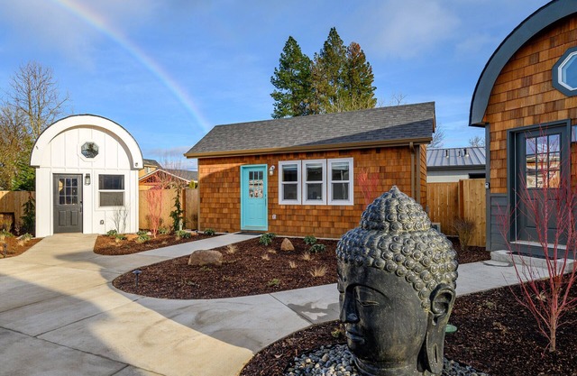 Book the Surf Shack at The Boutique Retreat in historic downtown McMinnville.